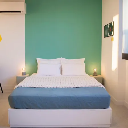 Apartment G&h Acropolis Stays! Iconic Views, Stylish Comfort Athens