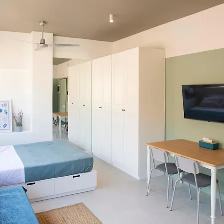 Apartment G&h Acropolis Stays! Iconic Views, Stylish Comfort
