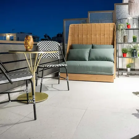 G&h Acropolis Stays! Iconic Views, Stylish Comfort Apartment