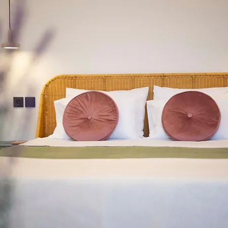 G&h Acropolis Stays! Iconic Views, Stylish Comfort
